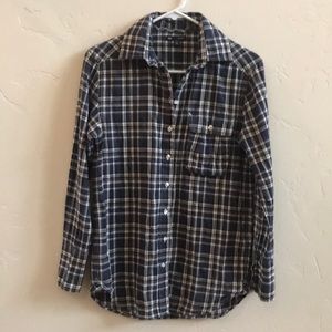 Gap boyfriend fit flannel. XS